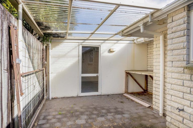 Photo of property in 2/59 Wallath Road, Westown, New Plymouth, 4310