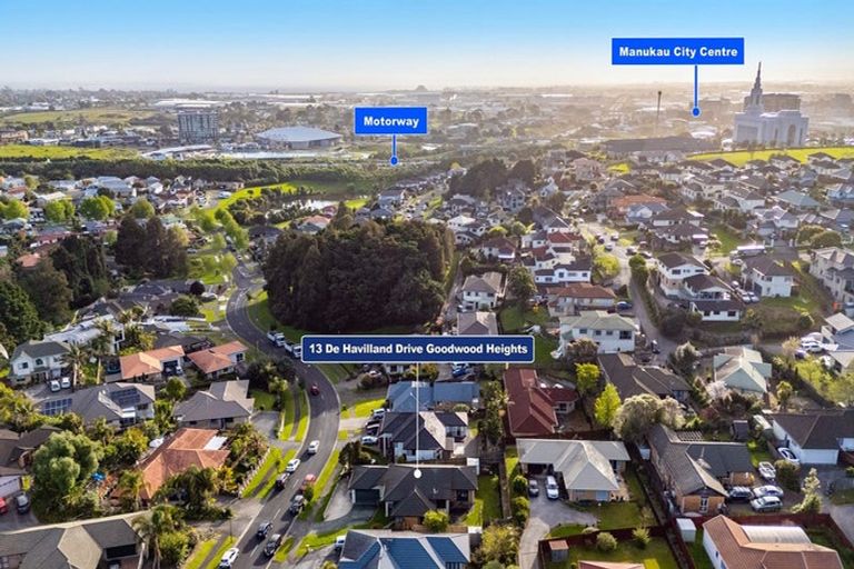 Photo of property in 13 De Havilland Drive, Goodwood Heights, Auckland, 2105