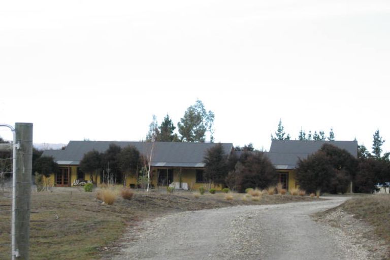 Photo of property in 11 Riverbank Road, Wanaka, 9382