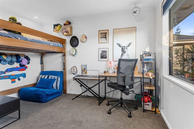 Photo of property in 85 Acacia Avenue, Rangiora, 7400