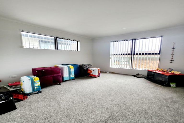 Photo of property in 4 Vanni Lane, Pahurehure, Papakura, 2113