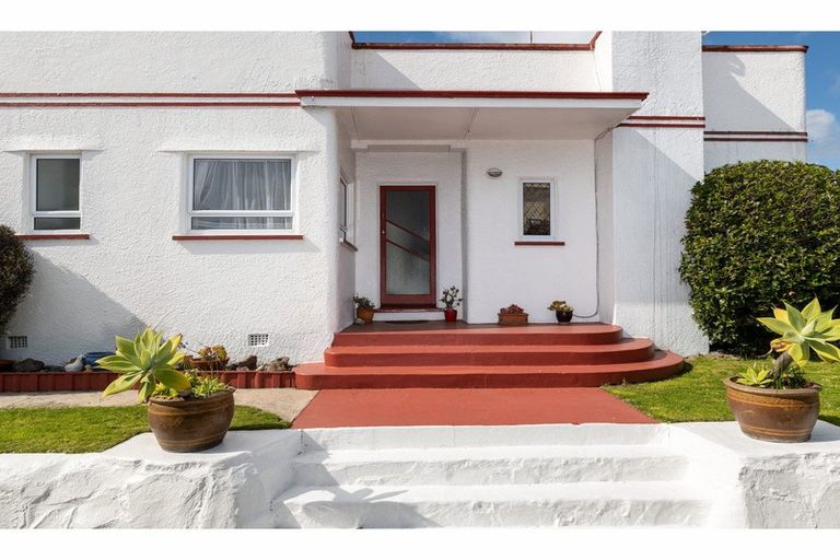 Photo of property in 443 Maunganui Road, Mount Maunganui, 3116