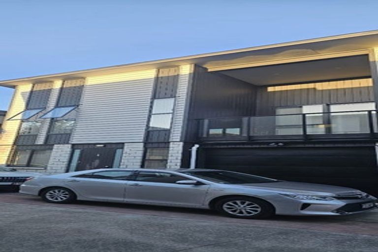 Photo of property in 4 Vanni Lane, Pahurehure, Papakura, 2113