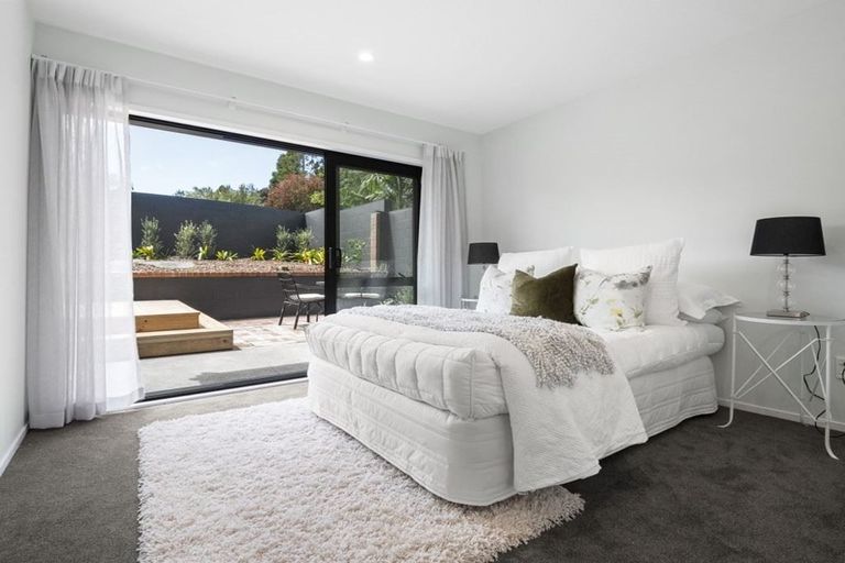 Photo of property in 18 Heaton Grove, Chatswood, Auckland, 0626