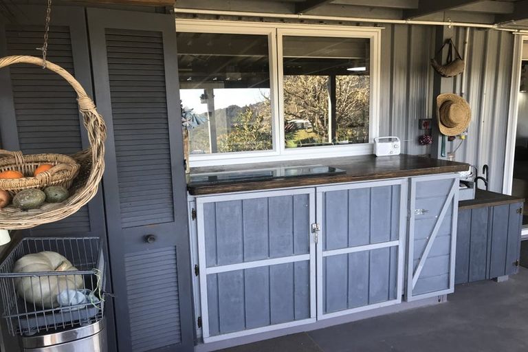 Photo of property in 25 Pakaru Road, Kawakawa, 0282