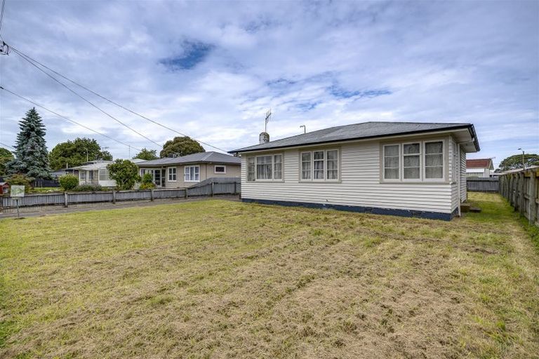 Photo of property in 10 Arnold Street, Onekawa, Napier, 4110