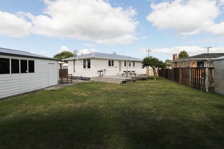 Photo of property in 34 Northolt Road, Fairview Downs, Hamilton, 3214