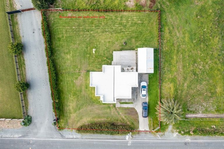 Photo of property in 397 Cove Road, Waipu, 0582