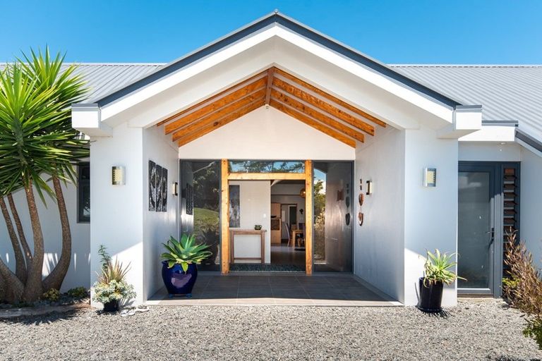 Photo of property in 617 Puketapu Road, Puketapu, Napier, 4183