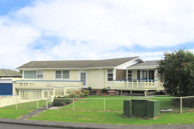 Photo of property in 56 Waitaki Street, Henderson, Auckland, 0612
