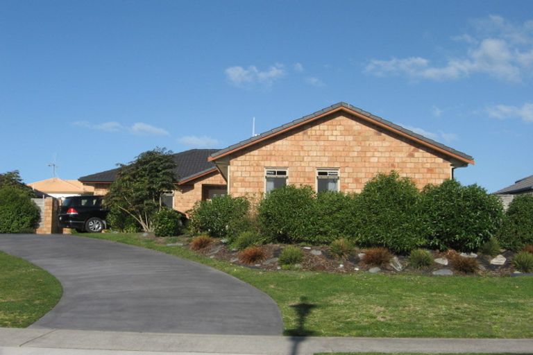 Photo of property in 27 Sovereign Drive, Papamoa Beach, Papamoa, 3118