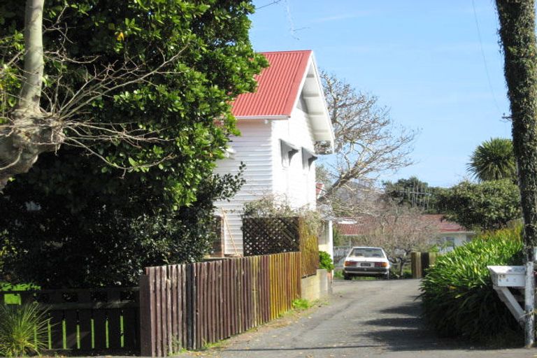 Photo of property in 15a Gonville Avenue, Gonville, Whanganui, 4501