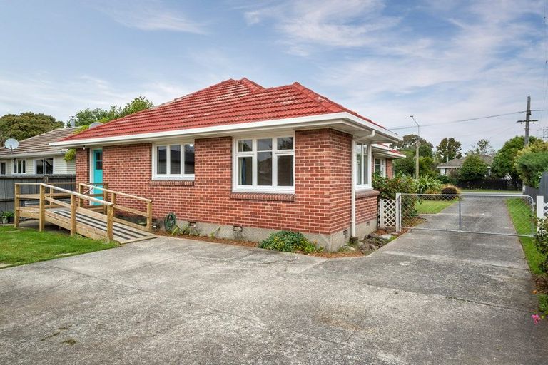 Photo of property in 360 Wairakei Road, Burnside, Christchurch, 8053