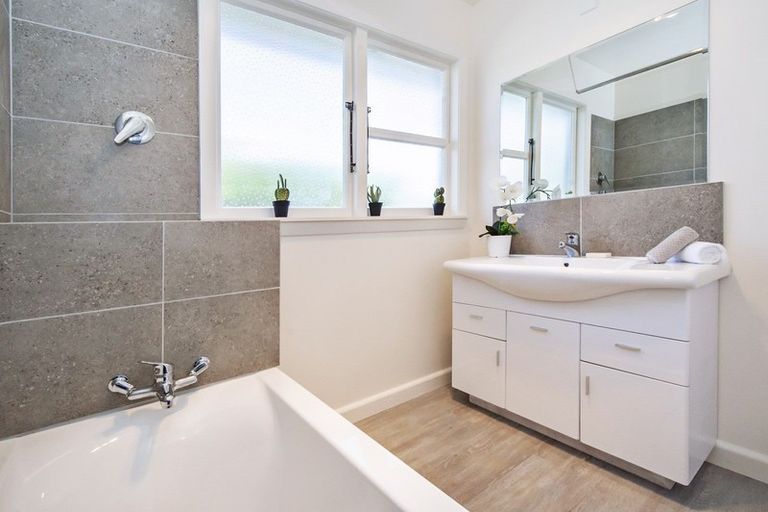 Photo of property in 44 Hastings Street, Southbridge, 7602