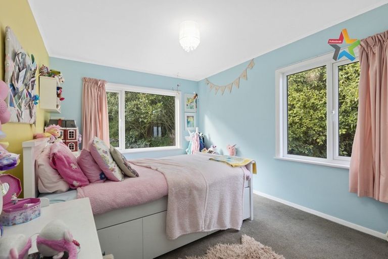 Photo of property in 99 Normandale Road, Normandale, Lower Hutt, 5010