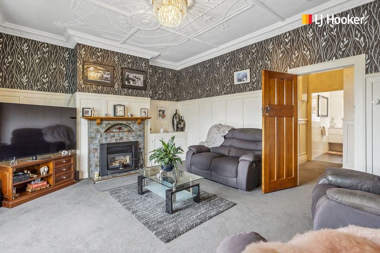 Photo of property in 61 Hazel Avenue, Caversham, Dunedin, 9012