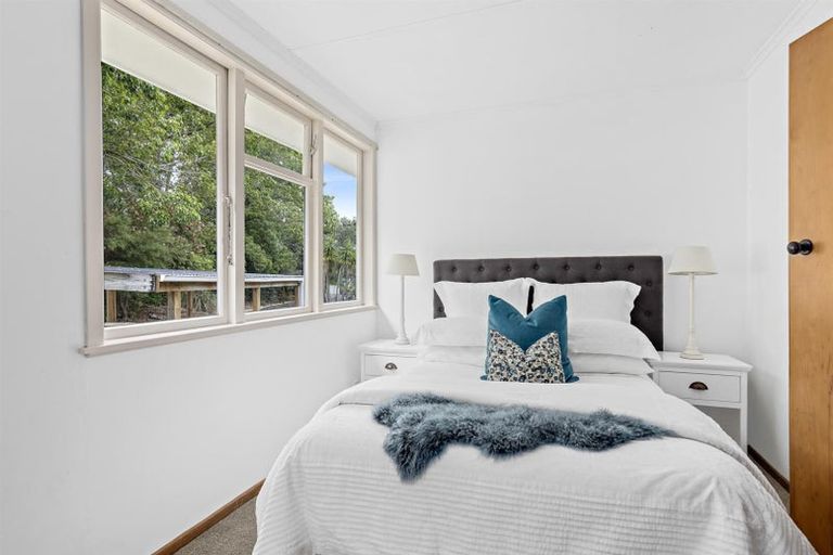 Photo of property in 1622 South Head Road, South Head, Helensville, 0874