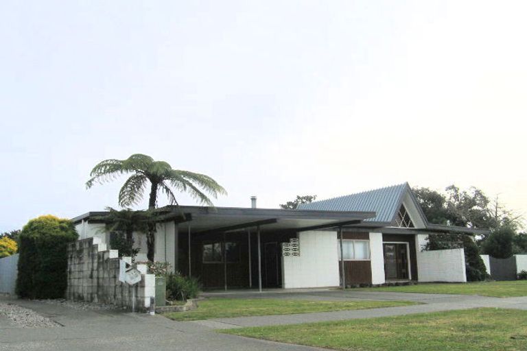 Photo of property in 437 Gloucester Street, Taradale, Napier, 4112