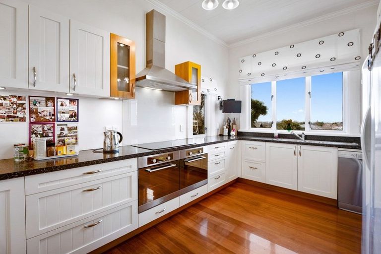 Photo of property in 45 Towey Street, South Hill, Oamaru, 9400