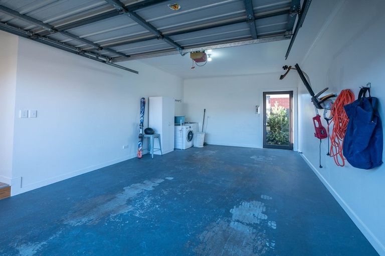 Photo of property in 24b Hargest Crescent, Saint Kilda, Dunedin, 9012
