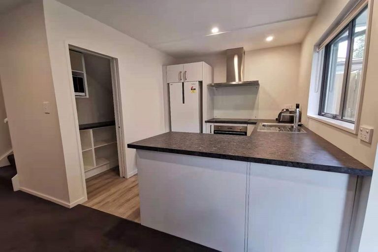 Photo of property in 1/2 Montana Avenue, Ilam, Christchurch, 8041