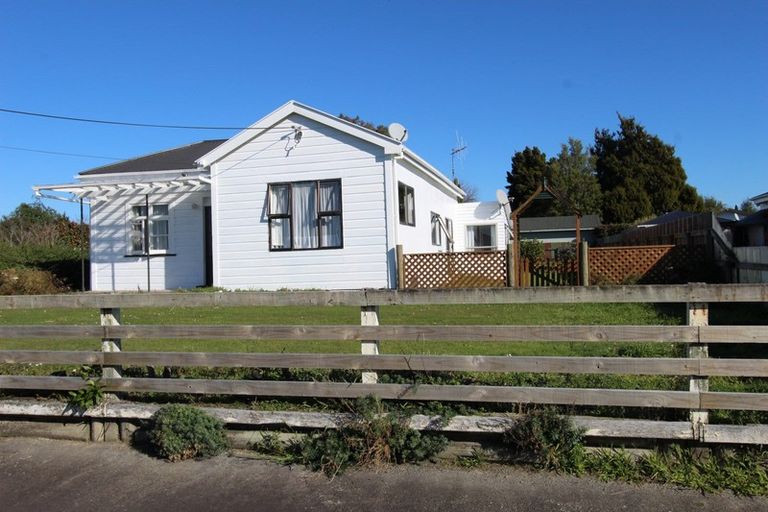 Photo of property in 23 Huia Street, Pahiatua, 4910