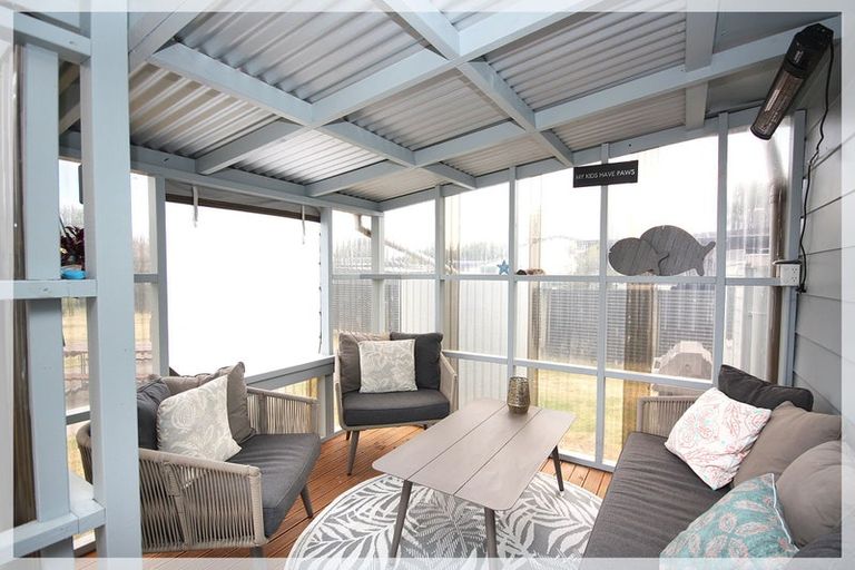 Photo of property in 14 Punga Street, Tangimoana, 4822