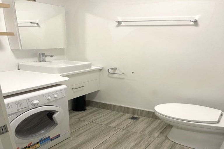 Photo of property in Amuri Park Apartments, 7/280 Bealey Avenue, Christchurch Central, Christchurch, 8013