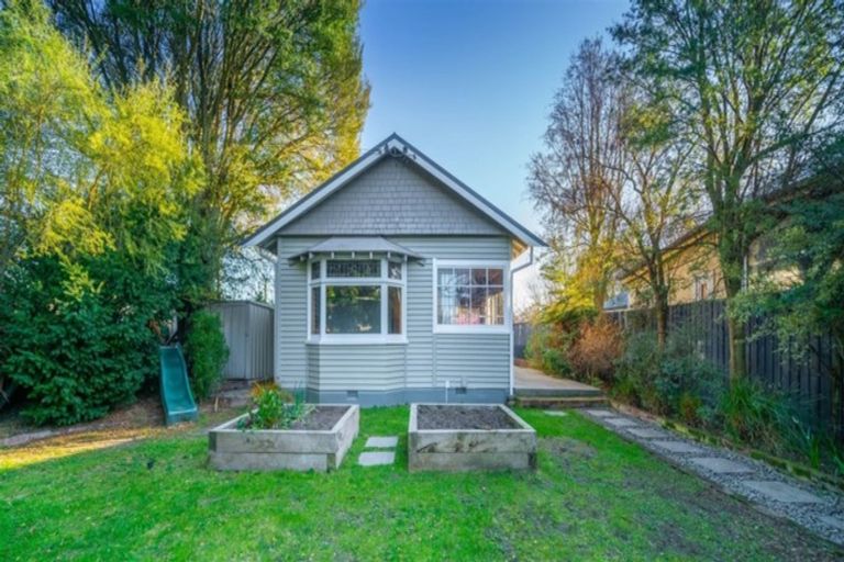Photo of property in 145 Strickland Street, Spreydon, Christchurch, 8024