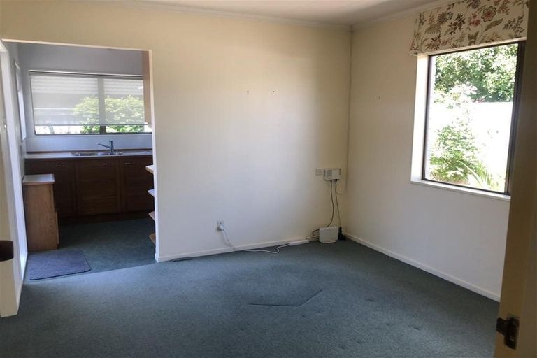 Photo of property in 7a Vincent Street, Waterloo, Lower Hutt, 5011