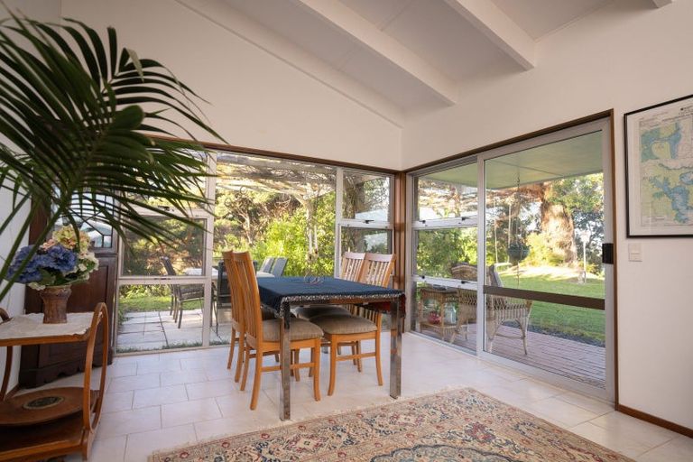 Photo of property in 150 Whangaruru Wharf Road, Whangaruru, Hikurangi, 0184