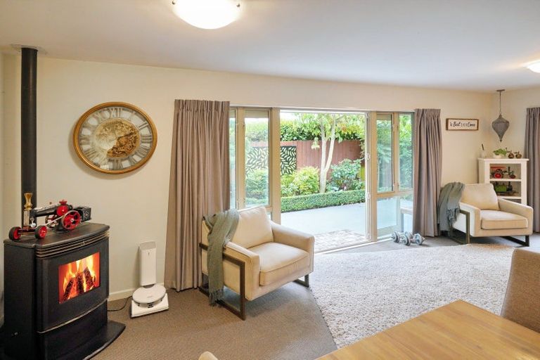 Photo of property in 4 Riverview Road, Rangiora, 7400
