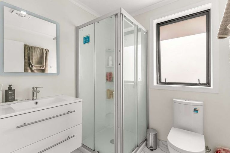 Photo of property in 28 Inuwai Street, Glenview, Hamilton, 3206