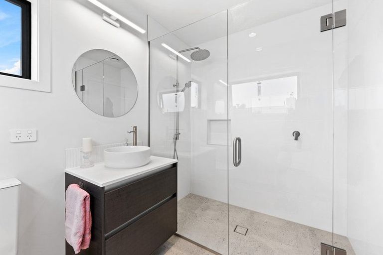 Photo of property in 3 Sierra Pine Road, Hobsonville, Auckland, 0616