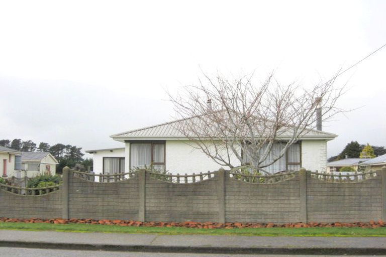 Photo of property in 145 Seaward Road, Edendale, 9825