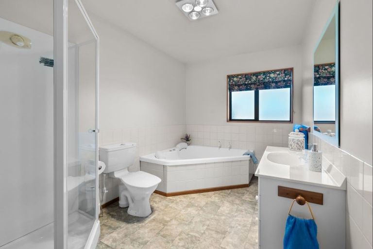 Photo of property in 39 Montrose Avenue, Culverden, 7392