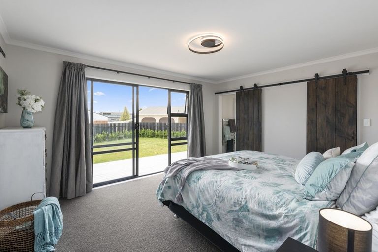 Photo of property in 12 Te Kama Street, Levin, 5510