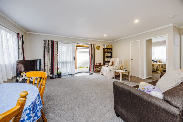 Photo of property in 22 Wayne Drive, Mangere, Auckland, 2022
