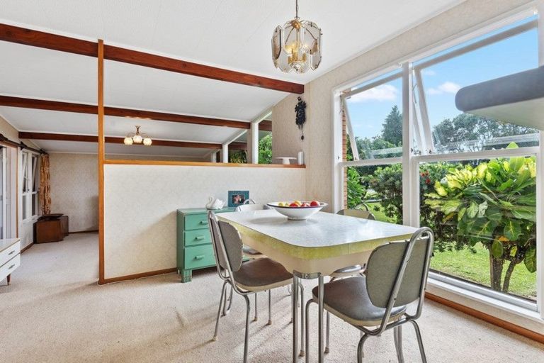 Photo of property in 9 Fairway Drive, Te Kamo, Whangarei, 0112