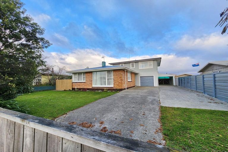 Photo of property in 34 Kelvin Grove Road, Kelvin Grove, Palmerston North, 4414