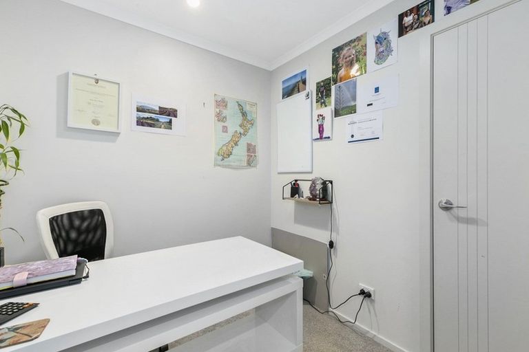 Photo of property in 61 Grandvista Drive, Green Island, Dunedin, 9018