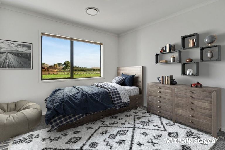 Photo of property in 31 Ninia Road, Paraite, New Plymouth, 4373