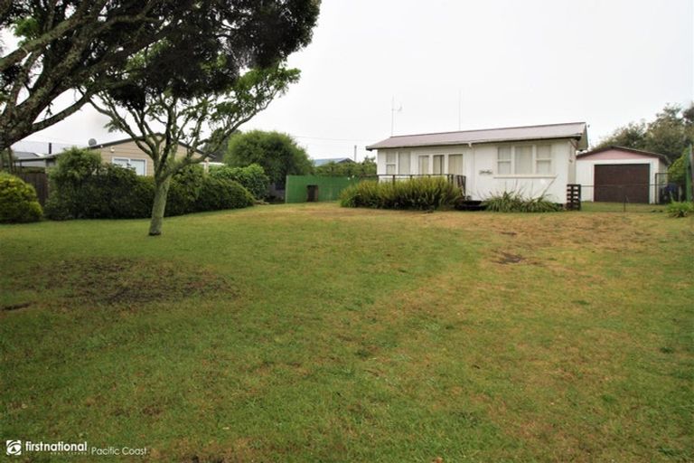 Photo of property in 224 Tui Road, Whangamata, 3620