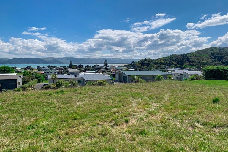 Photo of property in 13 Puka Place, Mahia, 4198