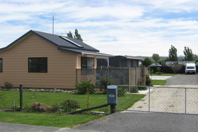 Photo of property in 23 Montgomery Street, Cheviot, 7310