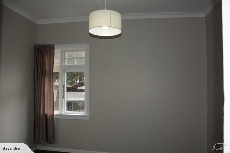 Photo of property in 17 Portland Crescent, Thorndon, Wellington, 6011