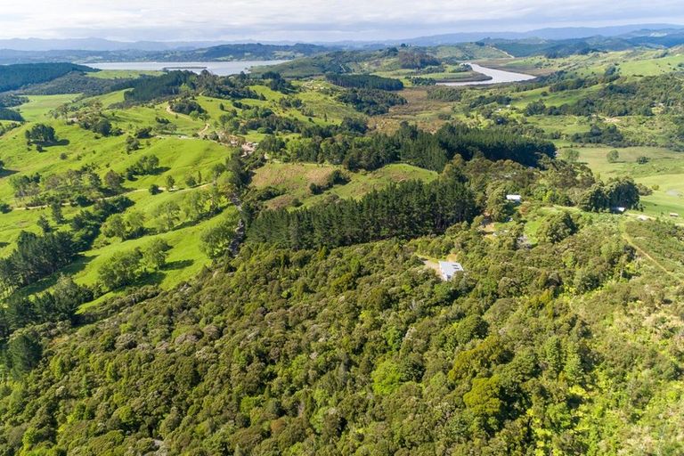 Photo of property in 36 Ohuri Road, Rawene, Kaikohe, 0473