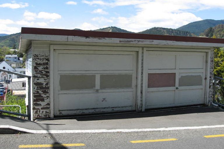 Photo of property in 39 Wellington Street, Nelson South, Nelson, 7010