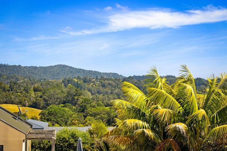 Photo of property in 6 View Ridge Drive, Ranui, Auckland, 0612