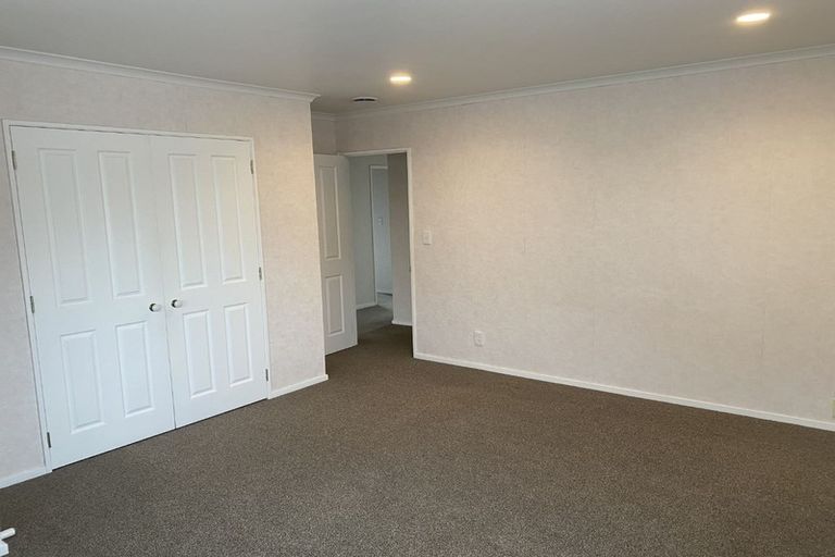 Photo of property in 48a Torkar Road, Clarks Beach, 2122